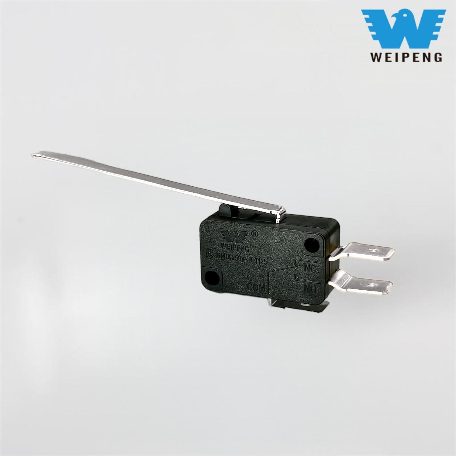 Klasický pákový koncový spínač posiluje průmyslovou bezpečnost