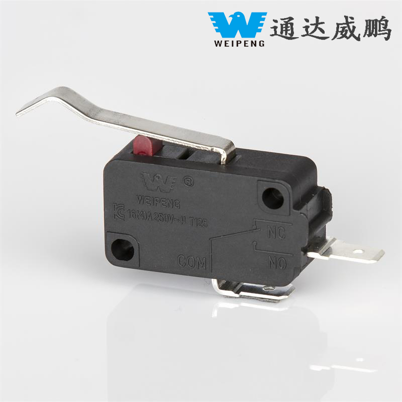 Příslušenství drápových strojů s válečkovým mikrospínačem s dlouhým kotoučem