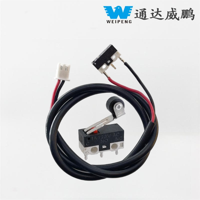 Odolný mikrospínač s nalisovaným a pájecím výstupkem