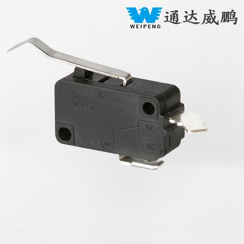 Vysokoproudový samoresetovací mikrospínač pro domácí spotřebiče