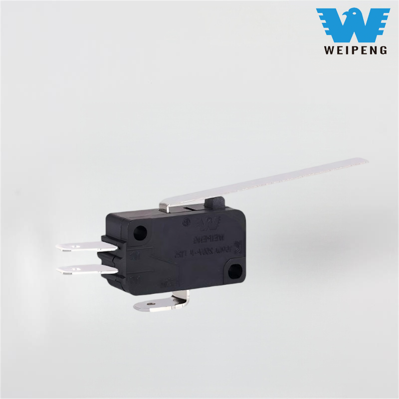 Elektrická hračka s dlouhou rukojetí s automatickým resetem mikrospínače